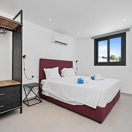 Panatheon - Luxury 1 & 2 Bdr 300 Meters From Sandy Beach! Villa Ajía Nápa