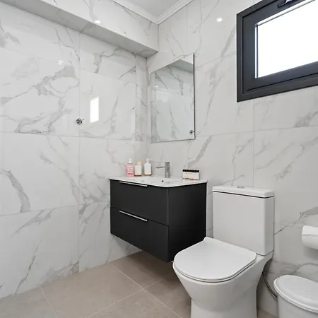 Panatheon - Luxury 1 & 2 Bdr 300 Meters From Sandy Beach! Villa Ajía Nápa