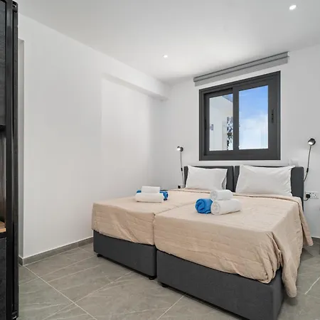 Panatheon - Luxury 1 & 2 Bdr 300 Meters From Sandy Beach! *