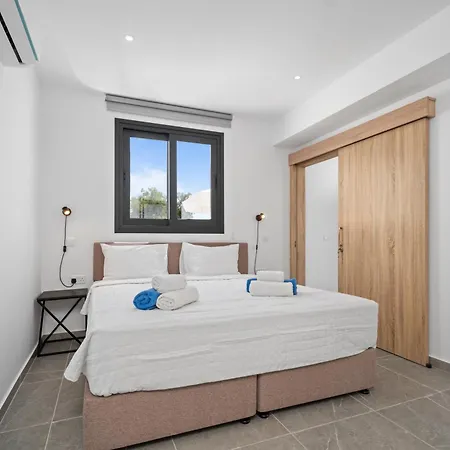 Panatheon - Luxury 1 & 2 Bdr 300 Meters From Sandy Beach! Agia Napa