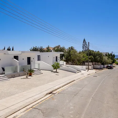 Villa Panatheon - Luxury 1 & 2 Bdr 300 Meters From Sandy Beach! Ayia Napa