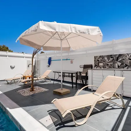 Panatheon - Luxury 1 & 2 Bdr 300 Meters From Sandy Beach! * Agia Napa