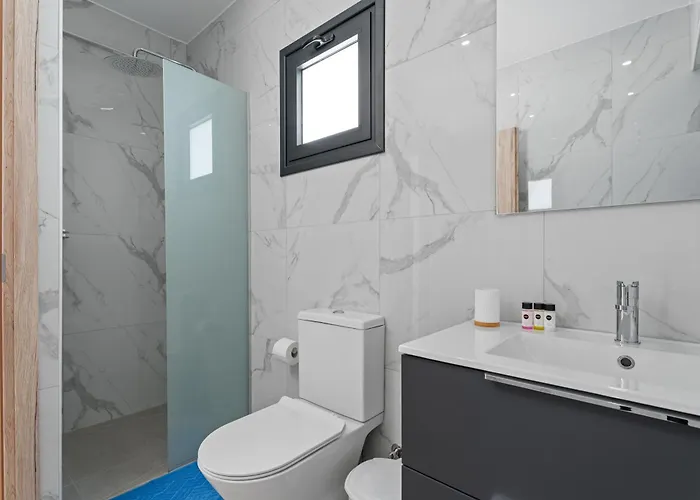 Panatheon - Luxury 1 & 2 Bdr 300 Meters From Sandy Beach! Ayia Napa