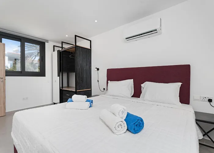 Panatheon - Luxury 1 & 2 Bdr 300 Meters From Sandy Beach! Vila