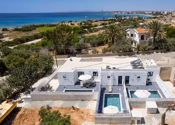 Villa Panatheon - Luxury 1 & 2 Bdr 300 Meters From Sandy Beach! Ayia Napa