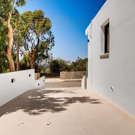 Panatheon - Luxury 1 & 2 Bdr 300 Meters From Sandy Beach! Villa Ayía Nápa
