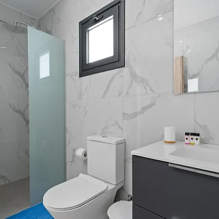 Panatheon - Luxury 1 & 2 Bdr 300 Meters From Sandy Beach! Ayía Nápa