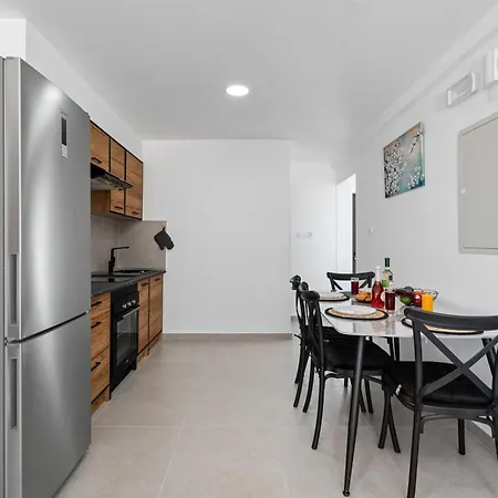 Panatheon - Luxury 1 & 2 Bdr 300 Meters From Sandy Beach! Villa Ayía Nápa
