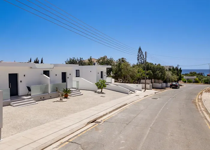 Willa Panatheon - Luxury 1 & 2 Bdr 300 Meters From Sandy Beach! Ajia Napa